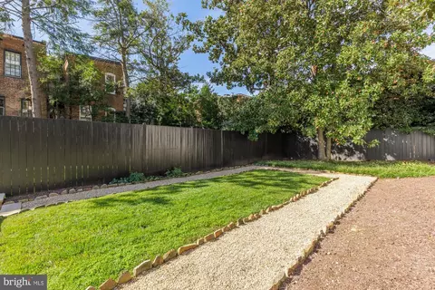 Exterior - 1510 26th St NW, Washington, DC 20007 photo 7 of 8