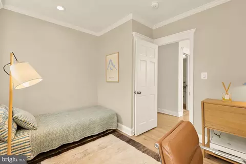 Bedroom - 1510 26th St NW, Washington, DC 20007 photo 8 of 9