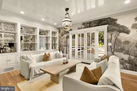 Living - 1510 26th St NW, Washington, DC 20007 photo 2 of 3