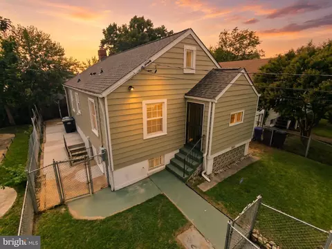5511 Jay St NE, Washington, DC 20019