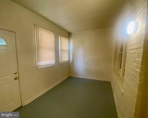 Entry Way - 1018 16th St NE, Washington, DC 20002 photo 2 of 4