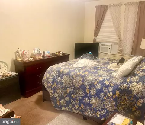 Bedroom - 1018 16th St NE, Washington, DC 20002 photo 1 of 1