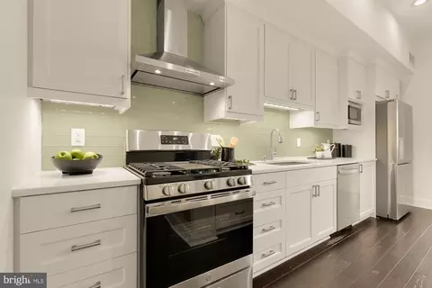 Kitchen - 1027 7th St NE, Washington, DC 20002 photo 2 of 4