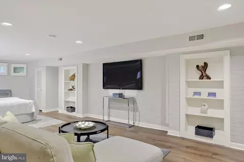 Other - 304 A St SE, Washington, DC 20003 photo 11 of 14