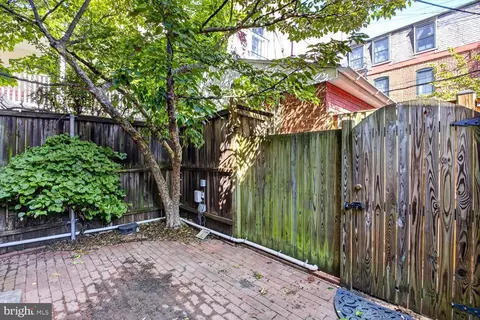 Exterior - 304 A St SE, Washington, DC 20003 photo 2 of 3