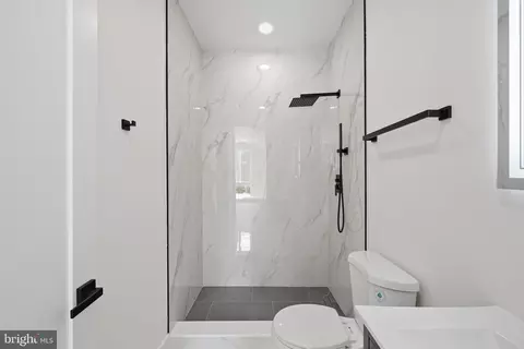 Bath - 2105 M St NE #5, Washington, DC 20002 photo 1 of 1