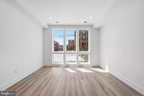 Living - 2105 M St NE #5, Washington, DC 20002 photo 1 of 3