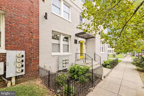 Other - 426 18th NE #3, Washington, DC 20002 photo 1 of 8