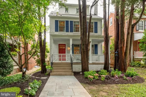 6139 30th St NW, Washington, DC 20015