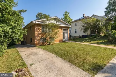 2213 Evarts St NE, Washington, DC 20018
