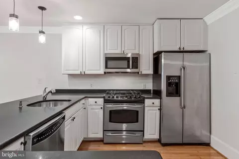 Kitchen - 629 4th St NE #1, Washington, DC 20002 photo 3 of 4