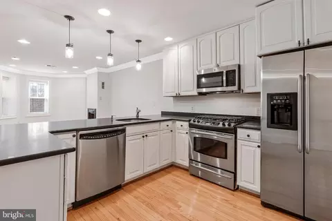 Kitchen - 629 4th St NE #1, Washington, DC 20002 photo 4 of 4