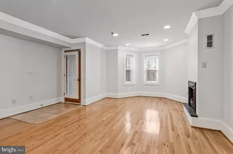 Living - 629 4th St NE #1, Washington, DC 20002 photo 1 of 5
