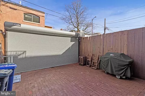 Exterior - 629 4th St NE #1, Washington, DC 20002 photo 2 of 2