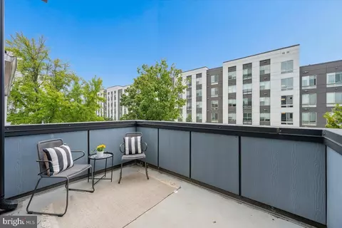 Exterior - 1632 K St NE #3, Washington, DC 20002 photo 3 of 4