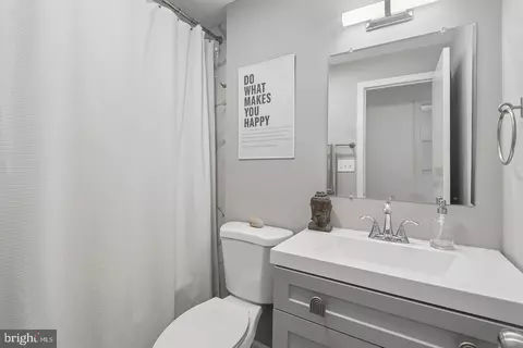 Bath - Undisclosed, Washington, DC 20010 photo 1 of 1