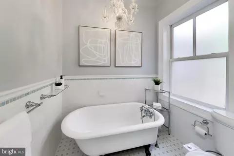 Bath - 330 14th Pl NE #4, Washington, DC 20002 photo 2 of 2