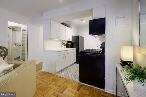 Kitchen - 1801 Clydesdale Pl NW #417, Washington, DC 20009 photo 1 of 3