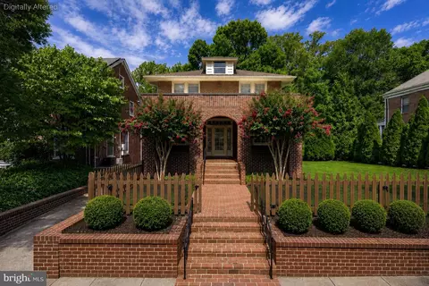 4322 Argyle Ter NW, Washington, DC 20011