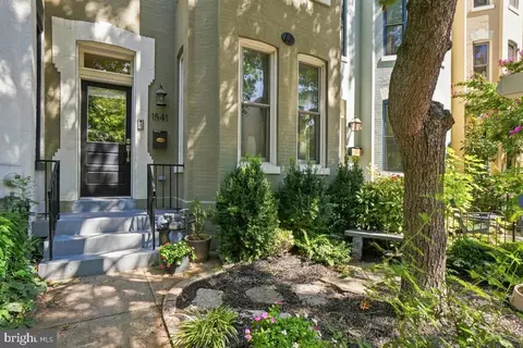 1541 T St NW, Washington, DC 20009