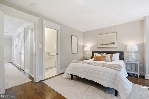 Bedroom - 1541 T St NW, Washington, DC 20009 photo 10 of 10