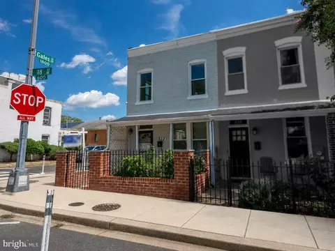 Exterior - 633 18th St NE, Washington, DC 20002 photo 1 of 5
