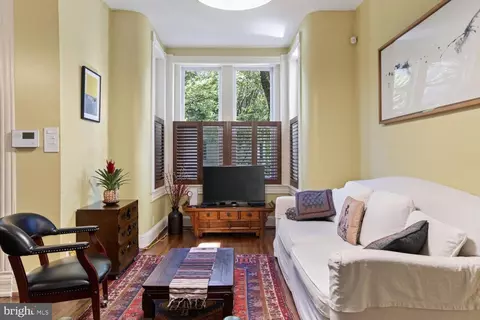 Living - 104 13th St NE, Washington, DC 20002 photo 3 of 3