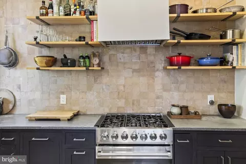 Kitchen - 104 13th St NE, Washington, DC 20002 photo 3 of 4