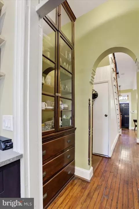Entry Way - 104 13th St NE, Washington, DC 20002 photo 2 of 9