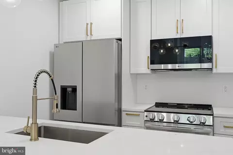 Kitchen - 2105 M St NE #1, Washington, DC 20002 photo 2 of 2