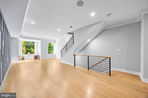 1329 Irving St NW #2, Washington, DC 20010