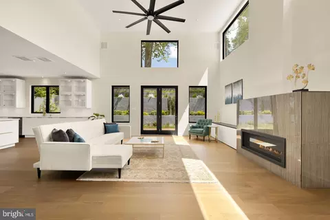 Living - 8165 E Beach Dr NW, Washington, DC 20012 photo 4 of 9