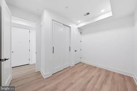 Entry Way - 2105 M St NE #4, Washington, DC 20002 photo 3 of 4