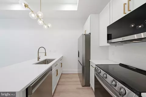 Kitchen - 2105 M St NE #7, Washington, DC 20002 photo 2 of 2