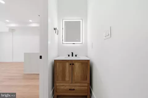Entry Way - 2105 M St NE #7, Washington, DC 20002 photo 15 of 15