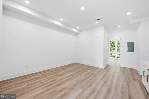 Living - 2105 M St NE #8, Washington, DC 20002 photo 1 of 1