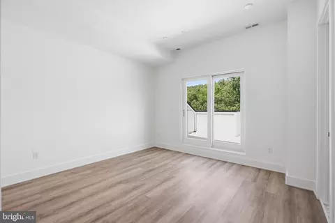 Bedroom - 2105 M St NE #PH1, Washington, DC 20002 photo 2 of 2