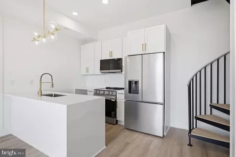 Kitchen - 2105 M St NE #PH4, Washington, DC 20002 photo 1 of 1