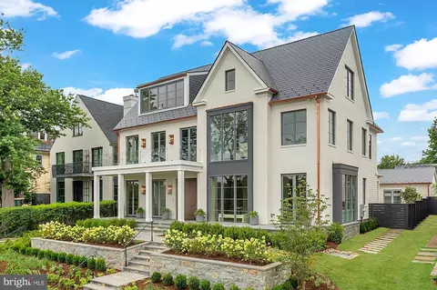 5427 Potomac Ave NW, Washington, DC 20016