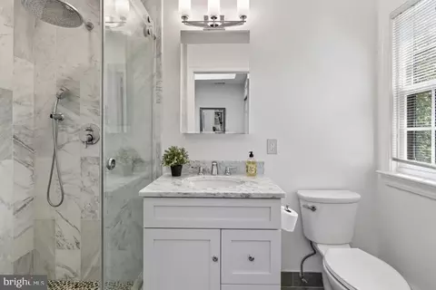 Bath - 4205 38th St NW, Washington, DC 20016 photo 2 of 5