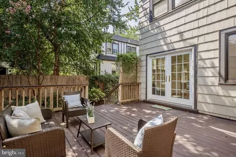 Exterior - 4205 38th St NW, Washington, DC 20016 photo 4 of 24