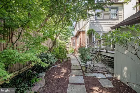 Exterior - 4205 38th St NW, Washington, DC 20016 photo 15 of 24