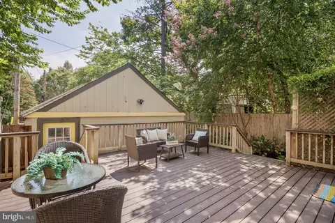 Exterior - 4205 38th St NW, Washington, DC 20016 photo 12 of 24