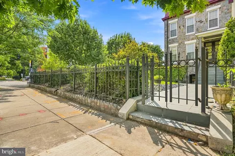 Exterior - 1125 K St NE, Washington, DC 20002 photo 13 of 14