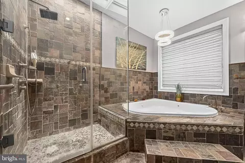 Bath - 1125 K St NE, Washington, DC 20002 photo 3 of 6