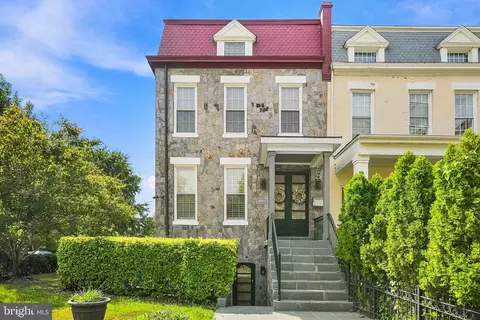 Exterior - 1125 K St NE, Washington, DC 20002 photo 2 of 14