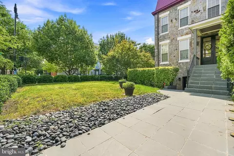 Exterior - 1125 K St NE, Washington, DC 20002 photo 11 of 14