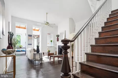 Entry Way - 1215 29th NW, Washington, DC 20007 photo 4 of 11