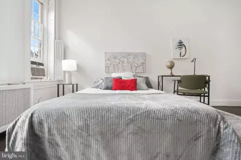 Bedroom - 1215 29th NW, Washington, DC 20007 photo 3 of 6