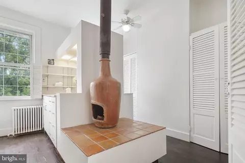 Entry Way - 1215 29th NW, Washington, DC 20007 photo 10 of 11